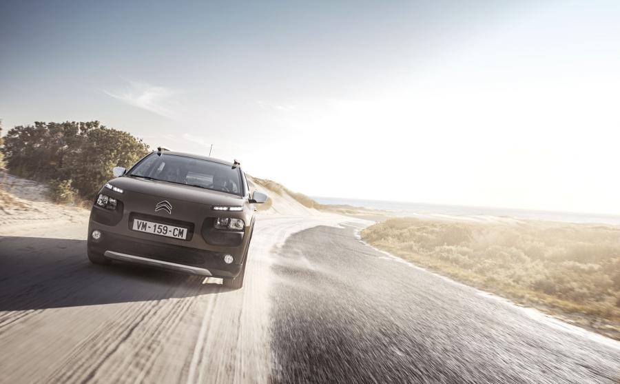  Citroen C4 Cactus Rip Curl Special Edition 2016 года  (фото 12 из 27)